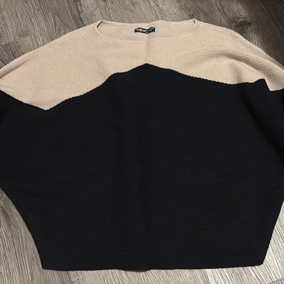 Shein Sweater Size Large - Picture 4 of 4